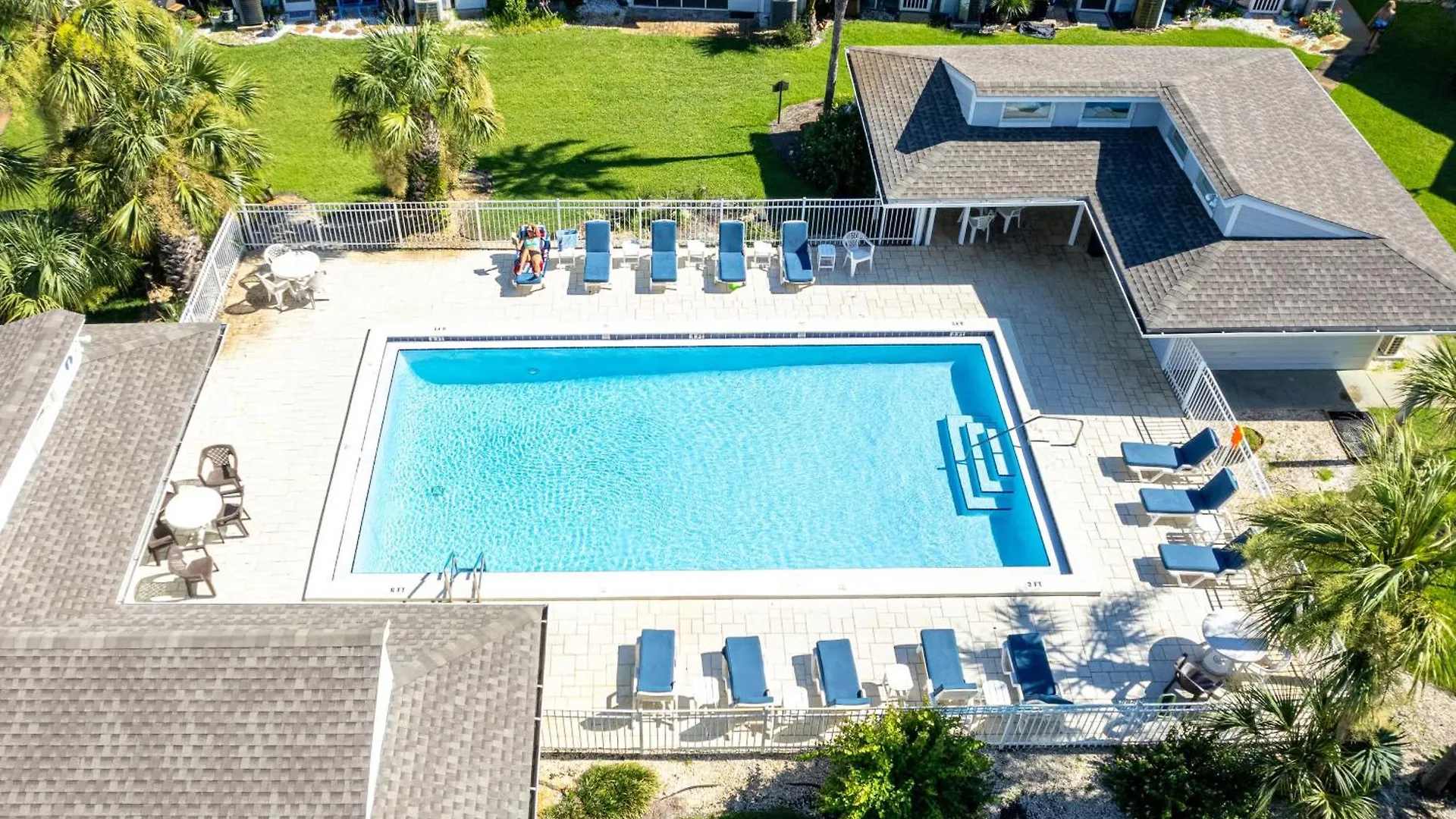 Shoreline Towers 2074- By Holiday Isle Properties Destin 0*,  United States